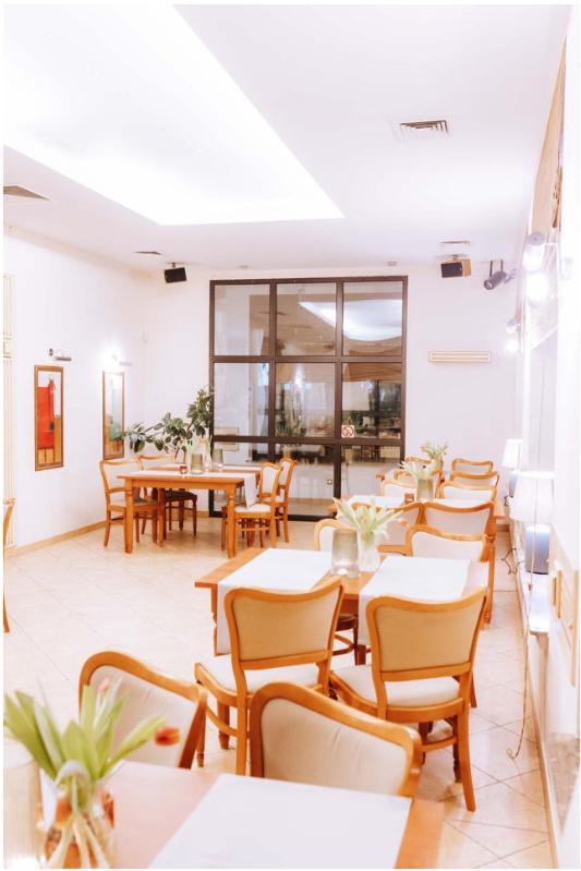 Hotel Piast Cedynia Buitenkant foto